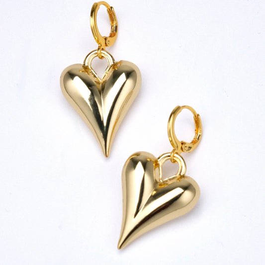 BABY RILEY'S HEART EARRING